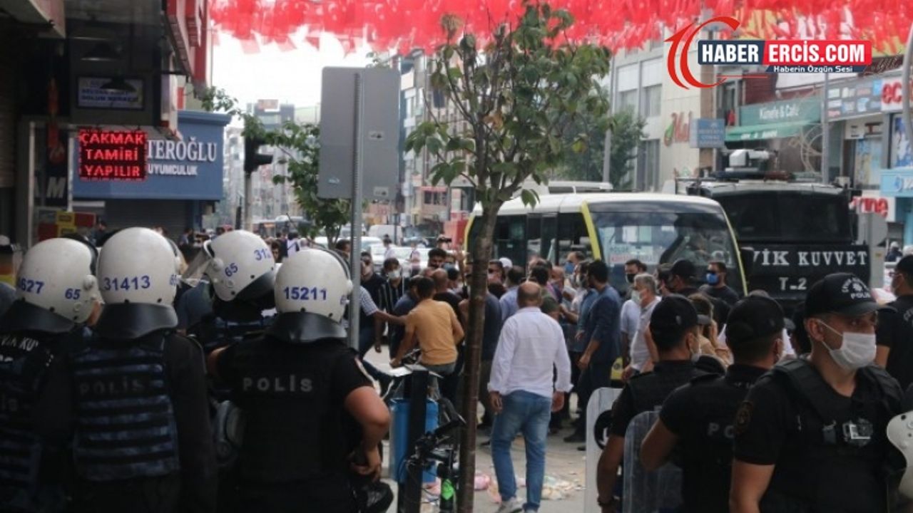 Van’da 9 kişinin gözaltı süresi 4 gün uzatıldı