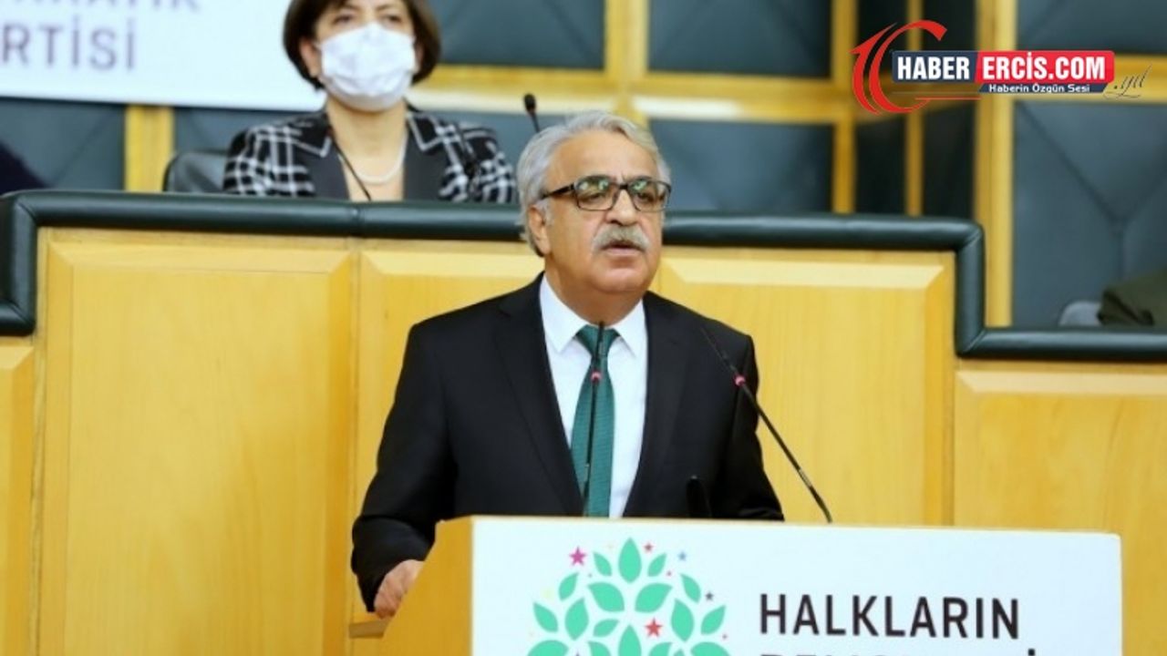 Sancar: Gazetecilerin gözaltına alınması basını susturma planının parçasıdır