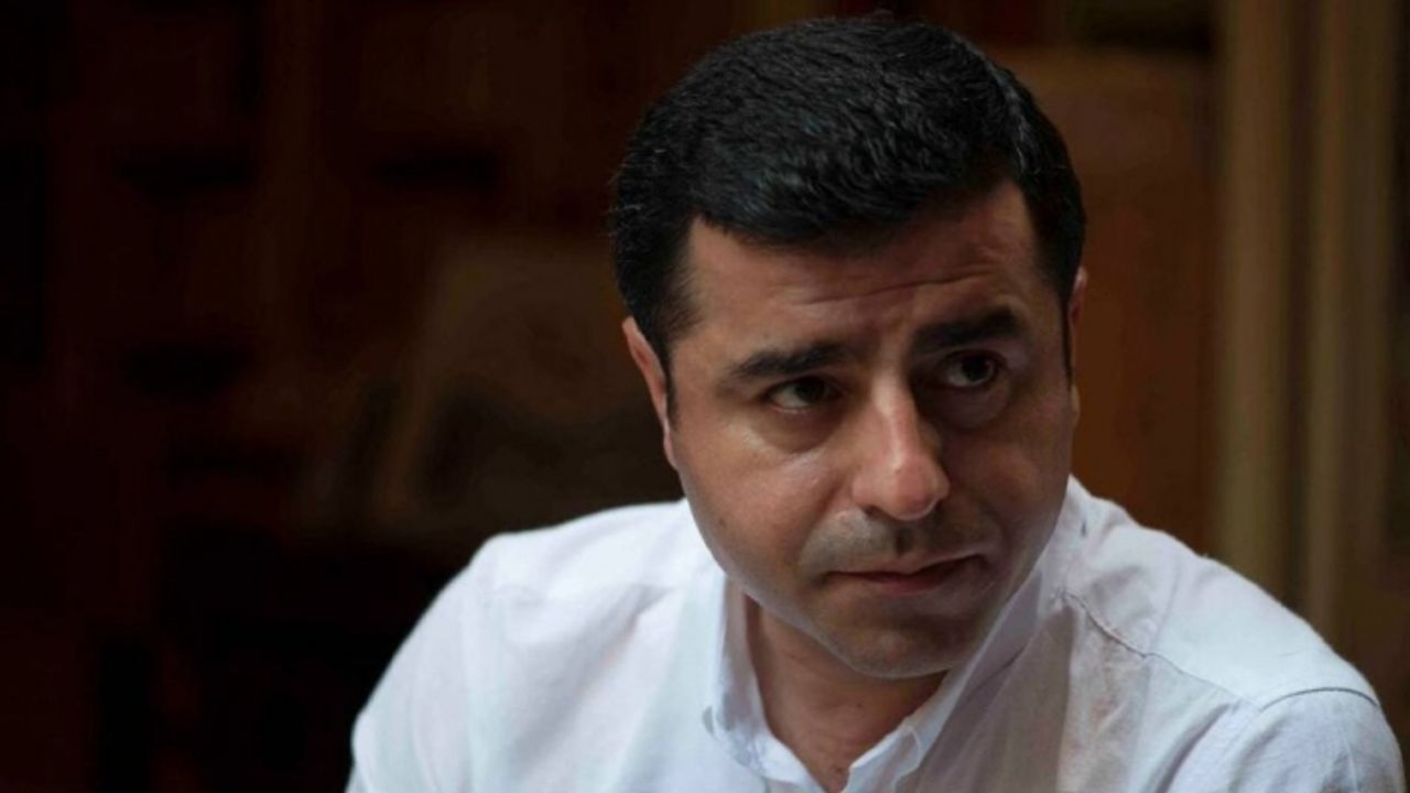 Demirtaş’tan ‘Erdoğan seçimle gitmez’ yorumu: Halk da onu tanımaz, sarayını başına yıkar