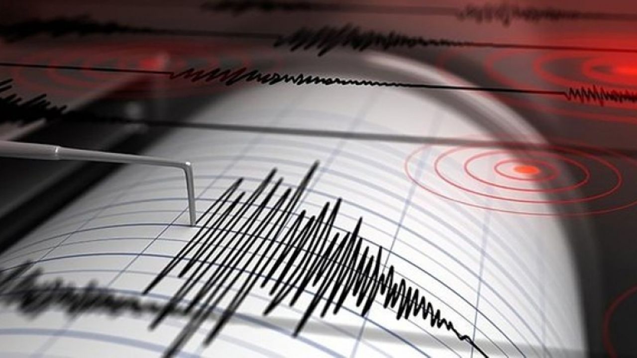 Van sınırında 5.3 büyüklüğünde deprem meydana geldi