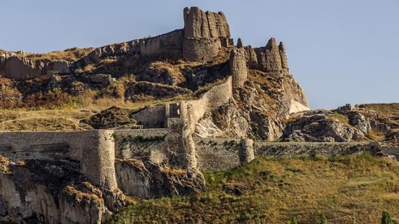 Van Kalesi ve Van Müzesi giriş ücretlerine zam yapıldı