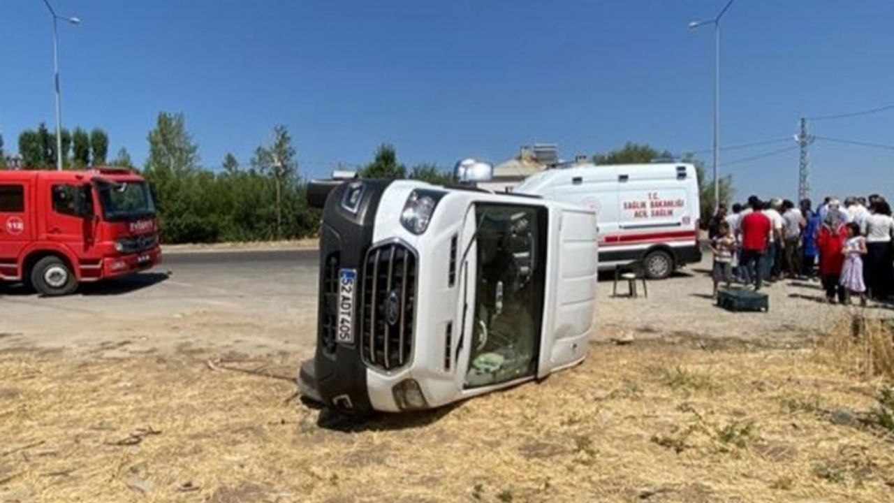 Van’da meydana gelen trafik kazasında 14 kişi yaralandı