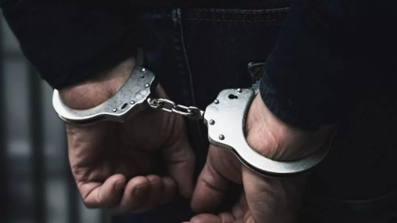 Van'da gözaltına alınan 3 genç "örgüt üyeliği" iddiası ile tutuklandı