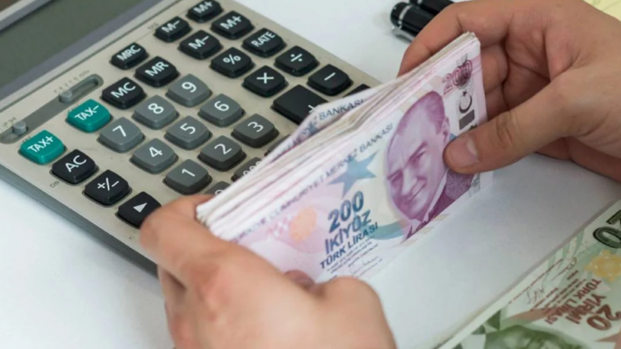Memur ve emekli maaşlarına zam ile kira artış oranı belli oldu