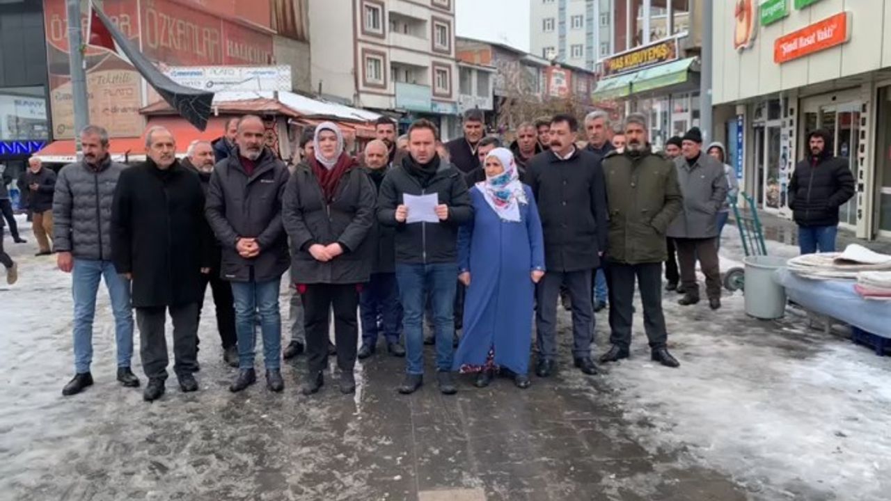 İstismar faili Ağrı İl Kültür ve Turizm Müdür’ü Erkan Kösedağ protesto edildi