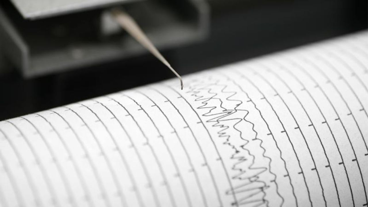 Marmara Denizi'nde 5,1 büyüklüğünde deprem meydana geldi
