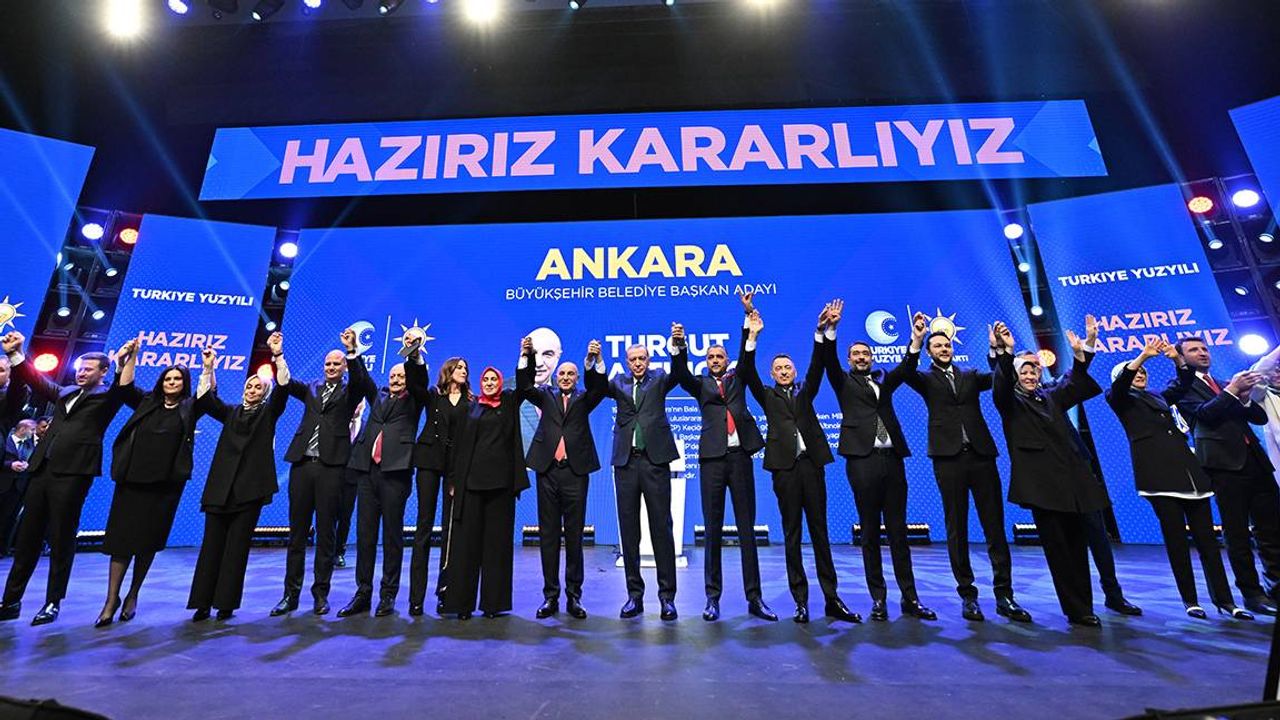 Erdoğan, 48 belediye başkan adayını açıkladı