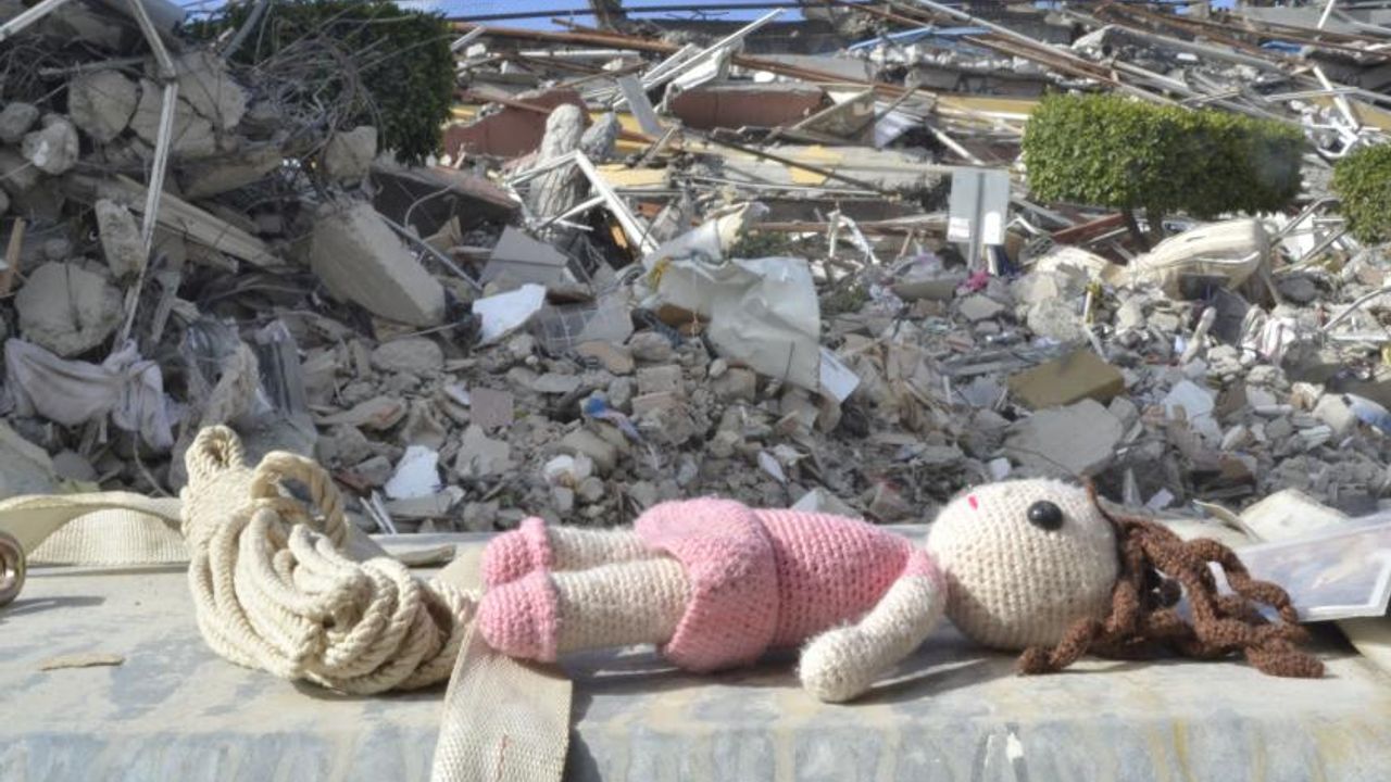 Depremde kaybolan çocukların akıbetinin araştırılması istenildi