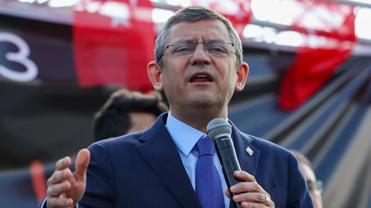 Dem Parti’nin İstanbul’dan aday çıkarmasına Özgür Özel’den ilk açıklama