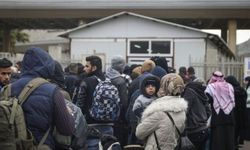 Guardian: Türkiye,Suriyeli göçmenlerin sınır dışı işlemlerini hızlandırdı