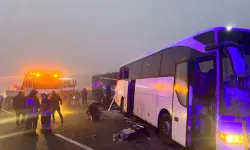 Kuzey Marmara Otoyolu'nda 7 aracın karıştığı zincirleme kazada 10 kişi hayatını kaybetti