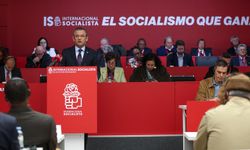 Özgür Özel, İspanya'da Sosyalist Enternasyonel'de konuştu: Gazze ve neoliberalizm vurgusu