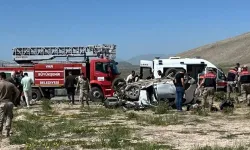 Çaldıran’da trafik kazası: 4 Kişi Hayatını Kaybetti, 2 Yaralı