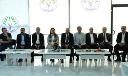 DEM Parti’ye Bayram Ziyareti: AKP'liler Öcalan Barış Eli Uzattı