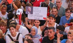 Son seçim anketi: Genç seçmenin tercihi CHP, AKP açık ara geride kaldı