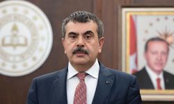 KPSS ile mülakât döneminin bittiğini dile getiren Bakan Tekin, 12 yıllık zorunlu eğitimin kalkacağını söyledi