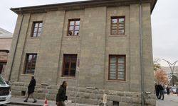 Van kayyımı ‘Sit alanı’ olan yapıyı bakanlığa devretti