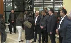 Özgür Özel ve Durbay ailesi taziyeleri kabul etti