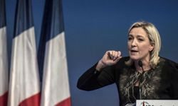 "IŞİD teröristlerine karşı cesurca mücadele eden Kürtler korkakça terk ediliyor "