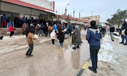 HTŞ, Kobanê’ye ilaç ve gıda girişini engelliyor