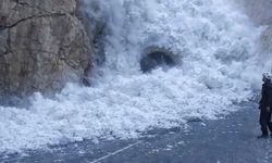 Yollar kapalı, karayolları ve belediye sessiz