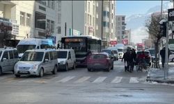 Van’da TÜİK Tepkisi: “Rakamlar Gerçek Değil, Geçinemiyoruz”