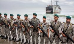 Fransa İran Devrim Muhafızları'nın 't..rör listesi'ne almayı destekleyecek