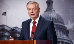 ABD'li Senatör Graham: Kürtlere karşı düşmanlık besleyenlere ağır yaptırımlar geliyor