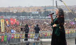 İstanbul Newrozu’nda Sebahat Tuncel’den özgürlük, barış ve siyasi süreç vurgusu