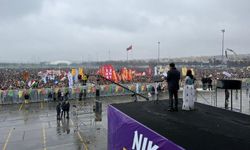 İstanbul Newrozu’nda Abdullah Öcalan’ın mesajı okundu: “Kaosu halkların baharına çevirmek elimizde”