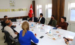 DADSAZ ile Edremit Belediyesi arasında anadil temelli hizmetler için iş birliği görüşmesi