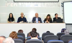 İpekyolu Meclisi’nde faaliyet raporu kabul edildi: Eşbaşkan Şapkacı’dan “şeffaf yönetim” vurgusu