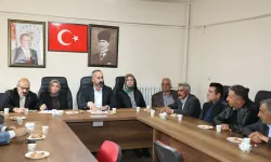 Saray Belediyesi eşbaşkanları muhtarlarla buluştu: Bahar dönemi yatırımları ve projeler ele alındı