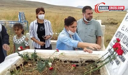 Van'da Gazeteci Deniz Fırat mezarı başında anıldı