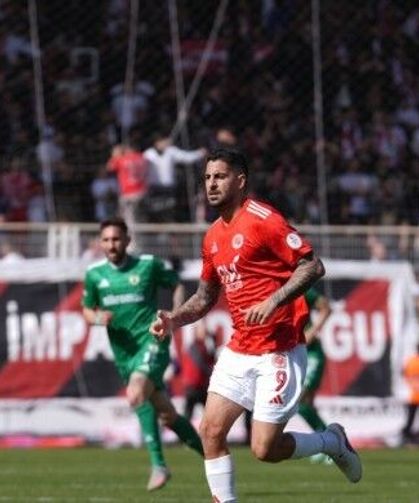 Batman Petrolspor, Muğlaspor’u yenerek şampiyonluğunu ilan etti