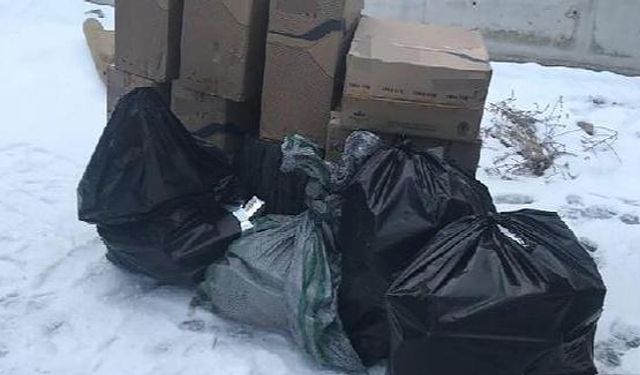 Van'nın Özalp ilçesinde 6 bin paket  kaçak sigara yakalandı