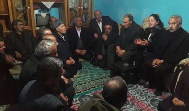 Van Saray'da HDP’li Eşbaşkan adayları, aralarında husumet olan aileleri barıştırdı