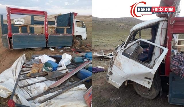Gürpınar'da berivanları taşıyan araç kaza yaptı: 2 kişi yaşamını yitirdi
