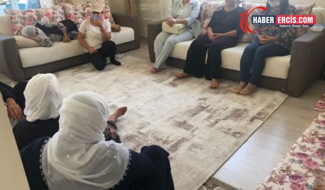 TJA ve HDP’den Van'da katledilen Dilan Toptaş'ın ailesine ziyaret