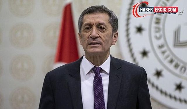 Bakan Selçuk: Türkçeden başka dil öğretilmez