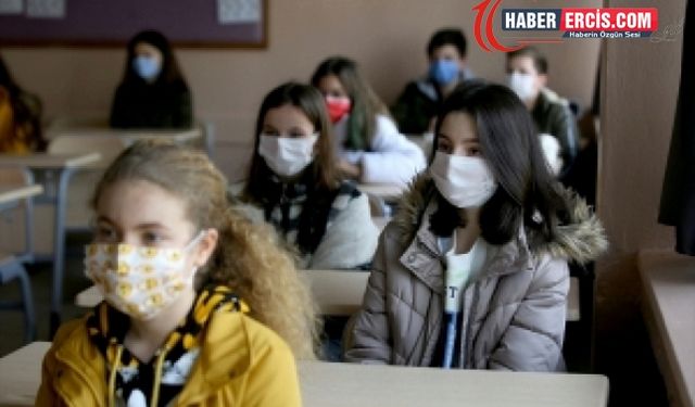 MEB’den Covid-19 pozitif vaka rehberi: Karantina yok, eğitime devam