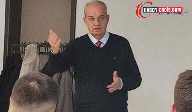 İlker Başbuğ, üniversitede ders vermeye başladı