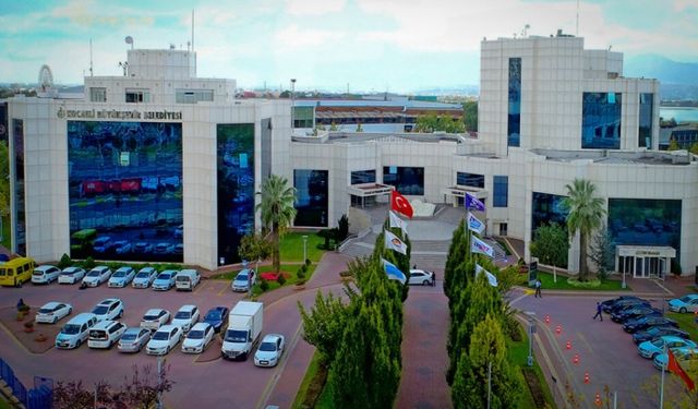 En borçlu belediyeden 5,6 milyonluk yeni araç kiralama ihalesi