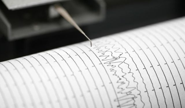 Marmara Denizi'nde 5,1 büyüklüğünde deprem meydana geldi