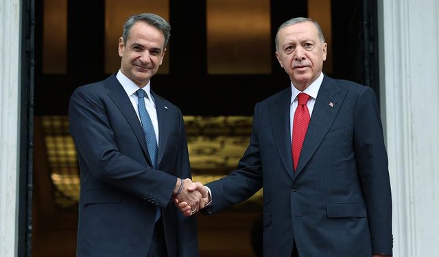 Erdoğan 'Benim için öyle biri yok' dediği Miçotakis'e bu kez 'dostum' dedi