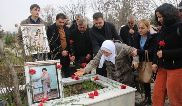 Gazeteci Cengiz Altun mezarı başında anıldı
