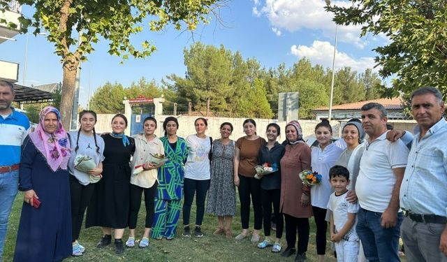 Halay çektiği için tutuklanan kadınlar tahliye oldu