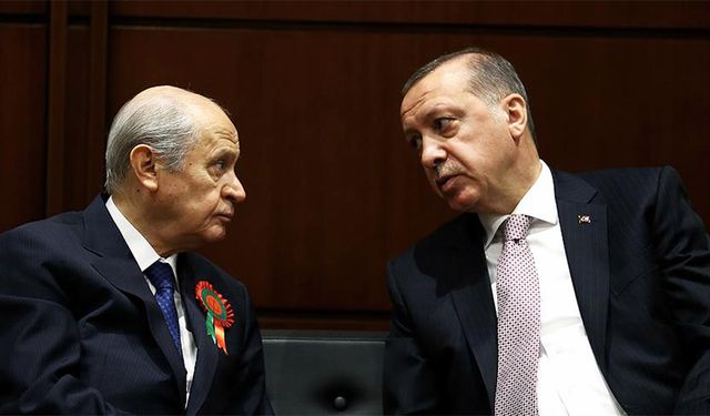 AKP’li Şamil Tayyar’dan ‘Erdoğan ve Bahçeli orta yolu buldu’ iddiası