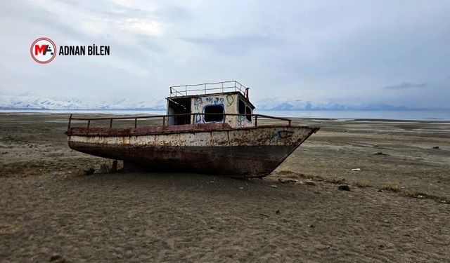 Van Gölü'nde Su Seviyesi Alarm Veriyor!