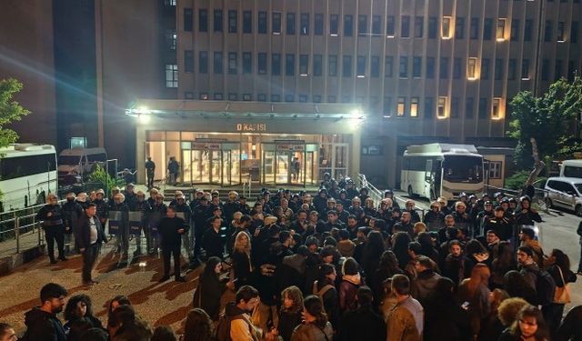 Ankara’da 4 genç tutuklandı
